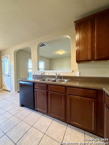 Image 21 of 84 For 7027 Fisherman Sky