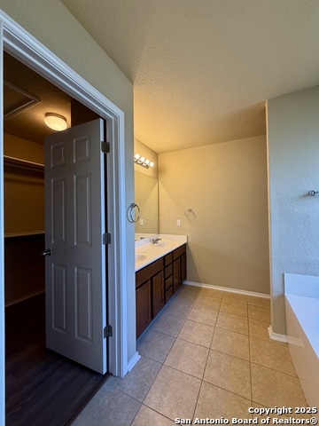 Image 67 of 84 For 7027 Fisherman Sky