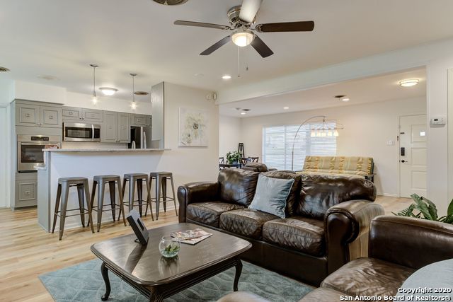 Image 13 of 28 For 502 Downshire Dr