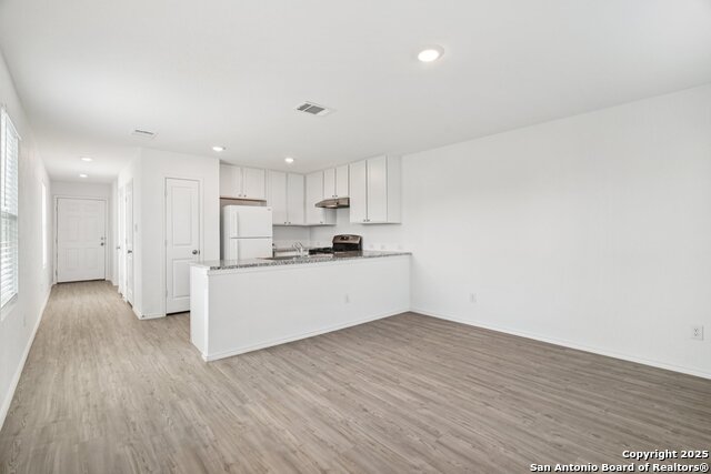 Image 8 of 30 For 20305 Andalusite Way