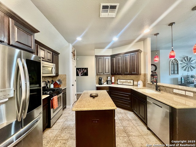 Image 10 of 43 For 13030 Grove Ledge