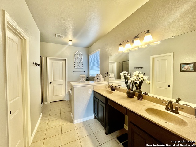 Image 14 of 43 For 13030 Grove Ledge