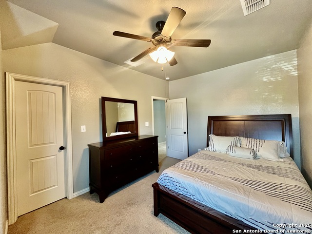 Image 24 of 43 For 13030 Grove Ledge