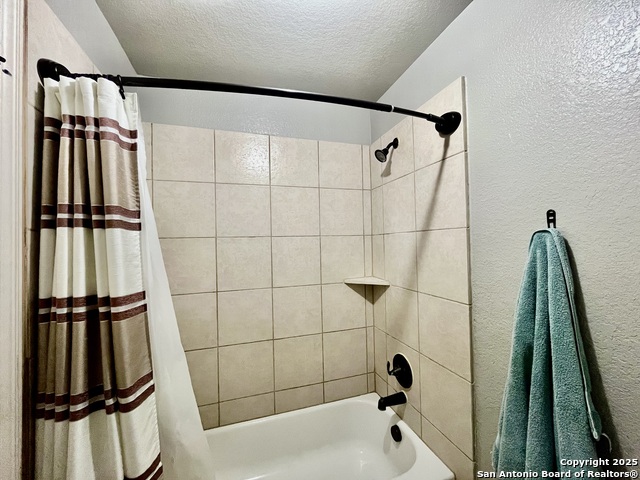 Image 28 of 43 For 13030 Grove Ledge