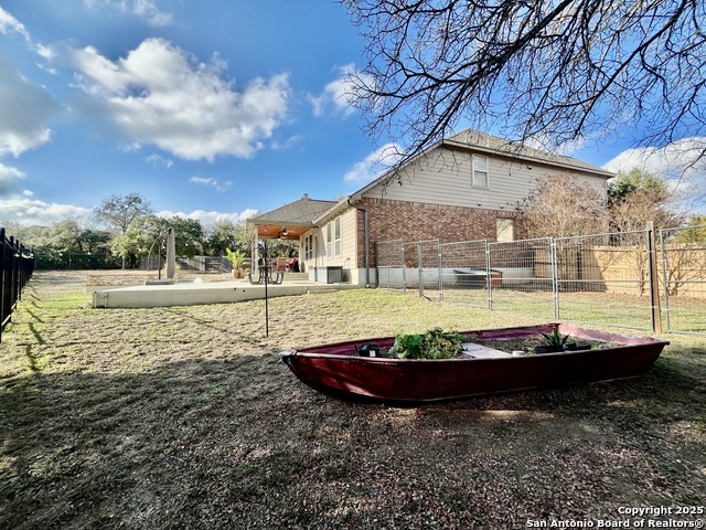 Image 36 of 43 For 13030 Grove Ledge