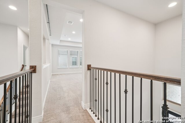 Image 25 of 37 For 14047 May Mist