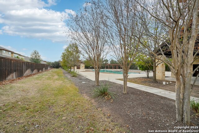 Image 34 of 37 For 14047 May Mist