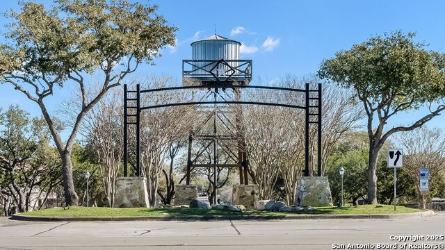 Image 21 of 23 For 17023 Ashbury Lodge