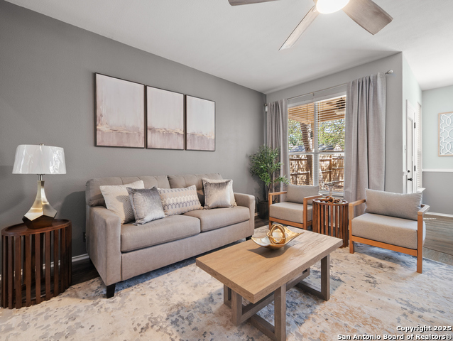 Image 4 of 23 For 17023 Ashbury Lodge