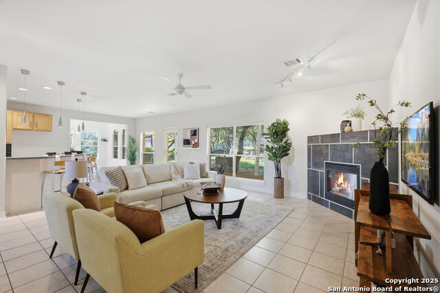 Image 14 of 49 For 3110 Elkwater