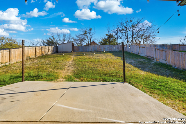 Image 25 of 37 For 404 Cylamen  