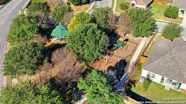 Image 31 of 37 For 404 Cylamen  