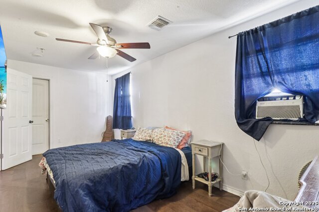 Image 10 of 19 For 215 & 213 Coughran