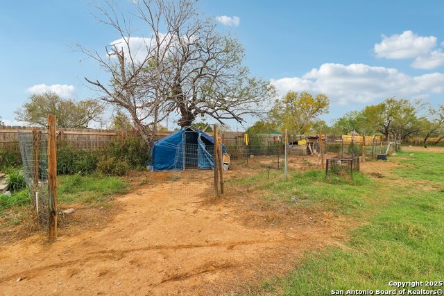 Image 14 of 19 For 215 & 213 Coughran