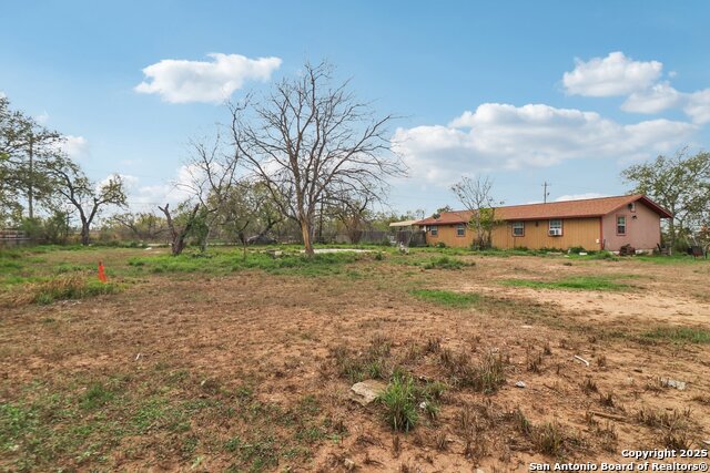 Image 17 of 19 For 215 & 213 Coughran