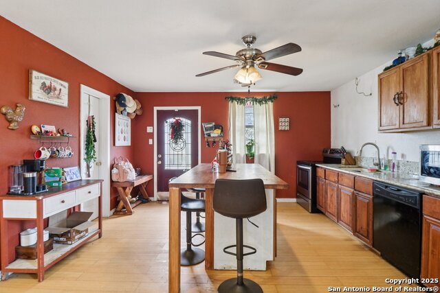 Image 4 of 19 For 215 & 213 Coughran