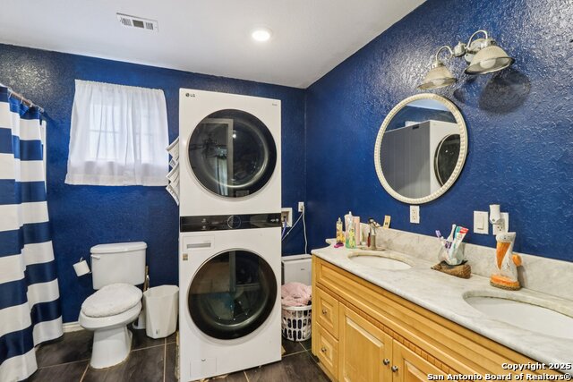 Image 6 of 19 For 215 & 213 Coughran