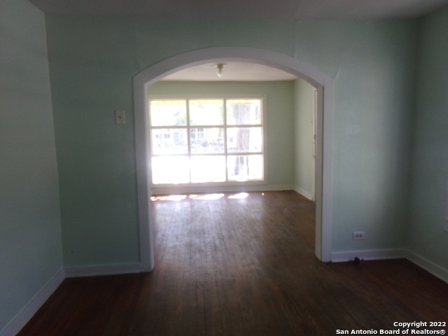 Image 11 of 23 For 249 Jesse  