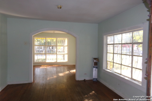 Image 20 of 23 For 249 Jesse  