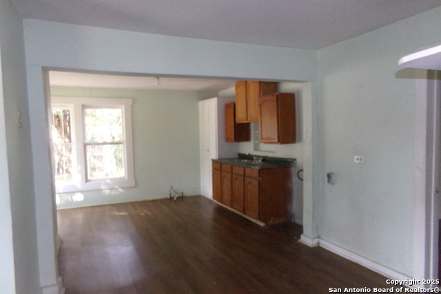 Image 21 of 23 For 249 Jesse  