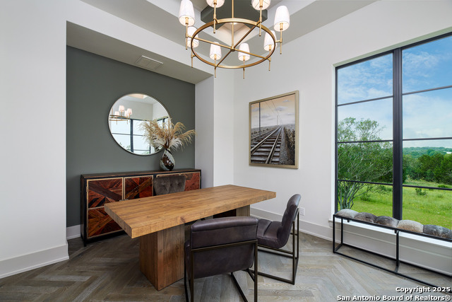 Image 16 of 31 For 3728 Clubs Dr