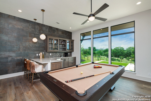 Image 18 of 31 For 3728 Clubs Dr