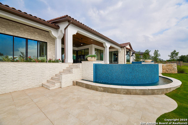 Image 22 of 31 For 3728 Clubs Dr