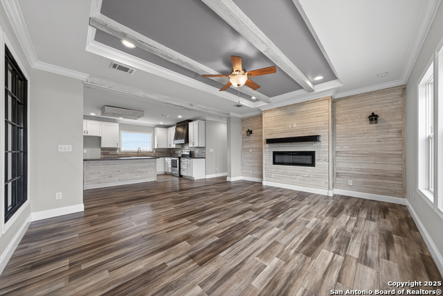 Image 18 of 57 For 2553 Stetson