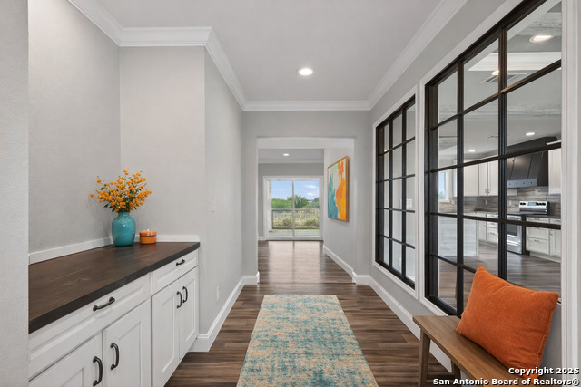 Image 3 of 57 For 2553 Stetson