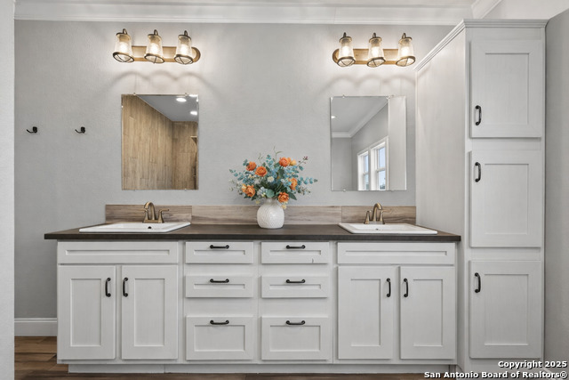 Image 32 of 57 For 2553 Stetson