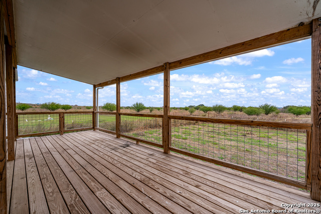 Image 44 of 57 For 2553 Stetson