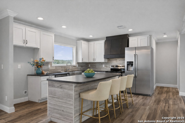 Image 6 of 57 For 2553 Stetson