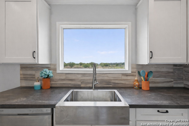 Image 7 of 57 For 2553 Stetson