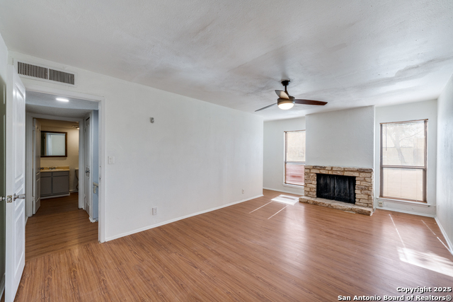 Image 13 of 28 For 6814 Neston Dr