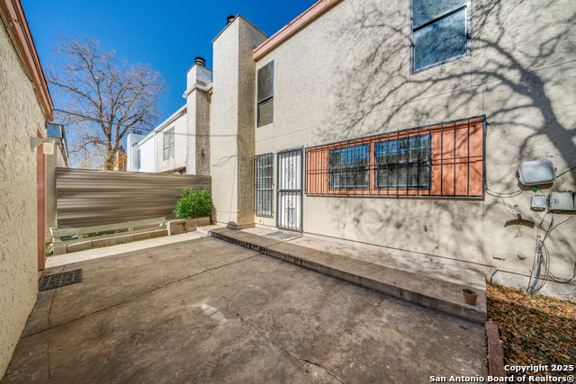 Image 25 of 28 For 6814 Neston Dr