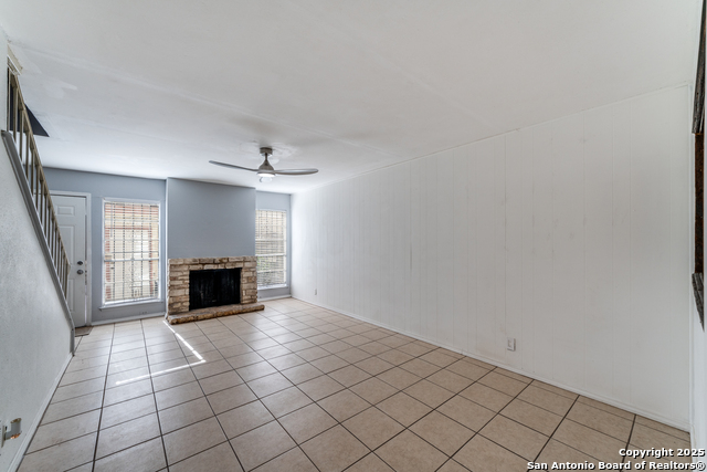 Image 9 of 28 For 6814 Neston Dr