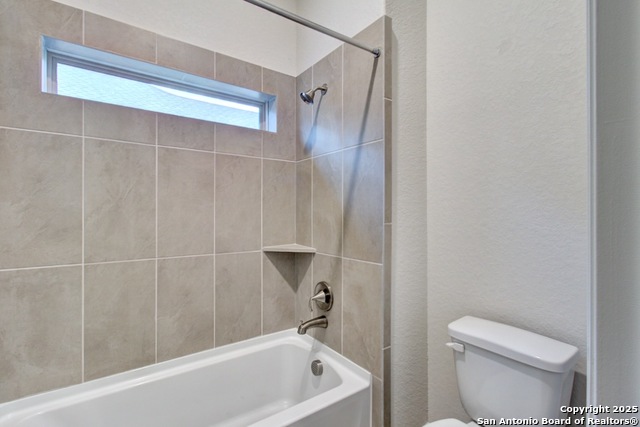 Listing photo id 4 for 2036 Stephanie Avenue