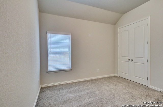 Listing photo id 5 for 2036 Stephanie Avenue