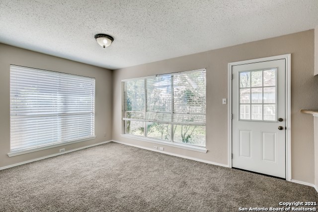 Image 4 of 11 For 2809 Hidden Grove Ln