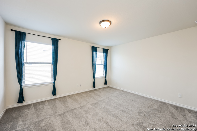 Image 21 of 28 For 5122 Roble Grande