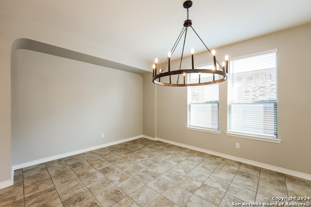 Image 6 of 28 For 5122 Roble Grande