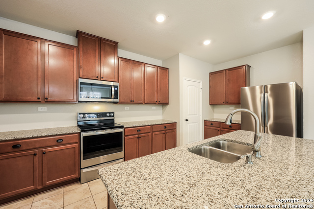 Image 8 of 28 For 5122 Roble Grande