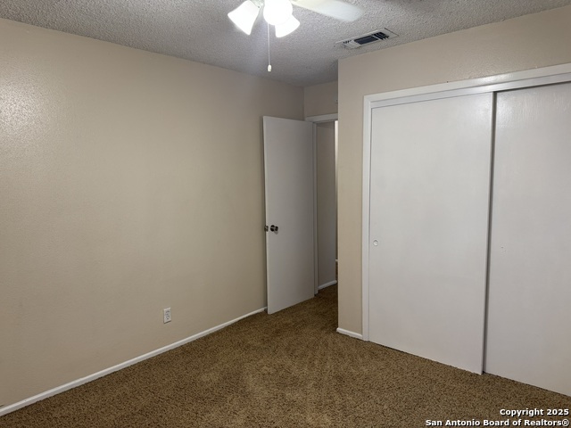 Image 16 of 21 For 6919 Moon Lake Dr