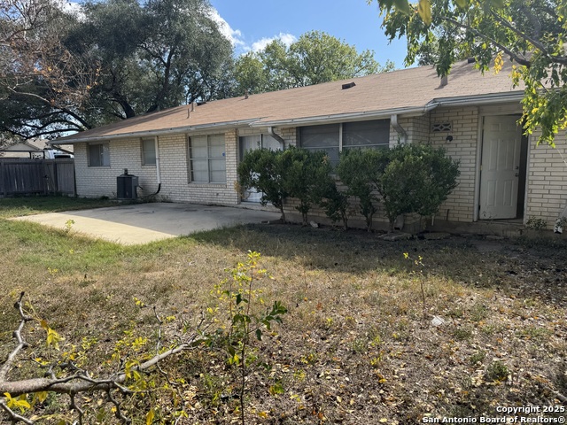 Image 21 of 21 For 6919 Moon Lake Dr