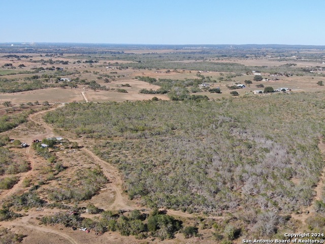 Listing photo id 2 for 6459 Fm 536  