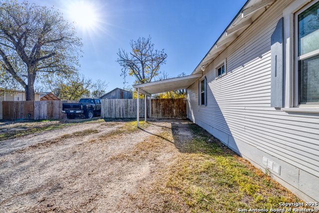 Image 14 of 21 For 315 3rd St.  