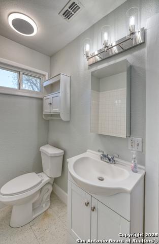 Image 8 of 21 For 315 3rd St.  