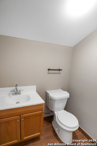 Image 29 of 46 For 2504 Schwab