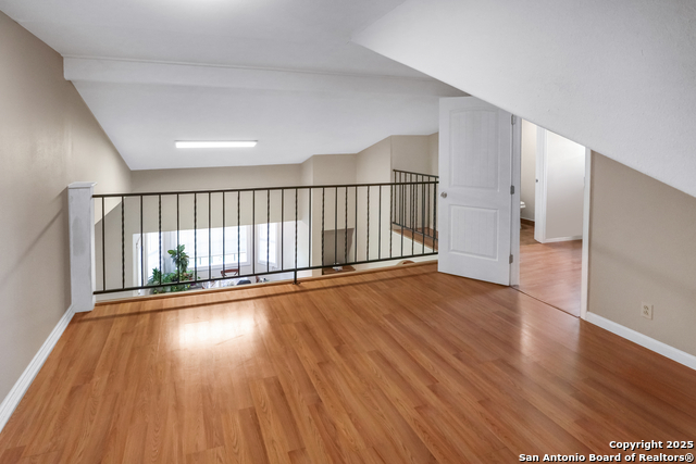 Image 35 of 46 For 2504 Schwab