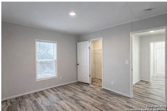 Image 27 of 31 For 563 Oak Trail